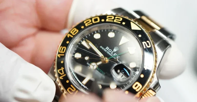 scratches_on_watch